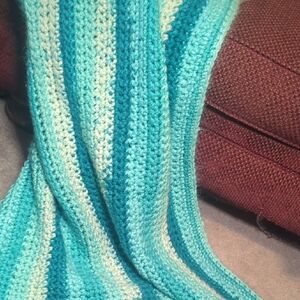 Cozy Knit Throw Blanket in Teal and Cream